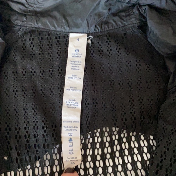 Lulu lemon sweater - Picture 2 of 4